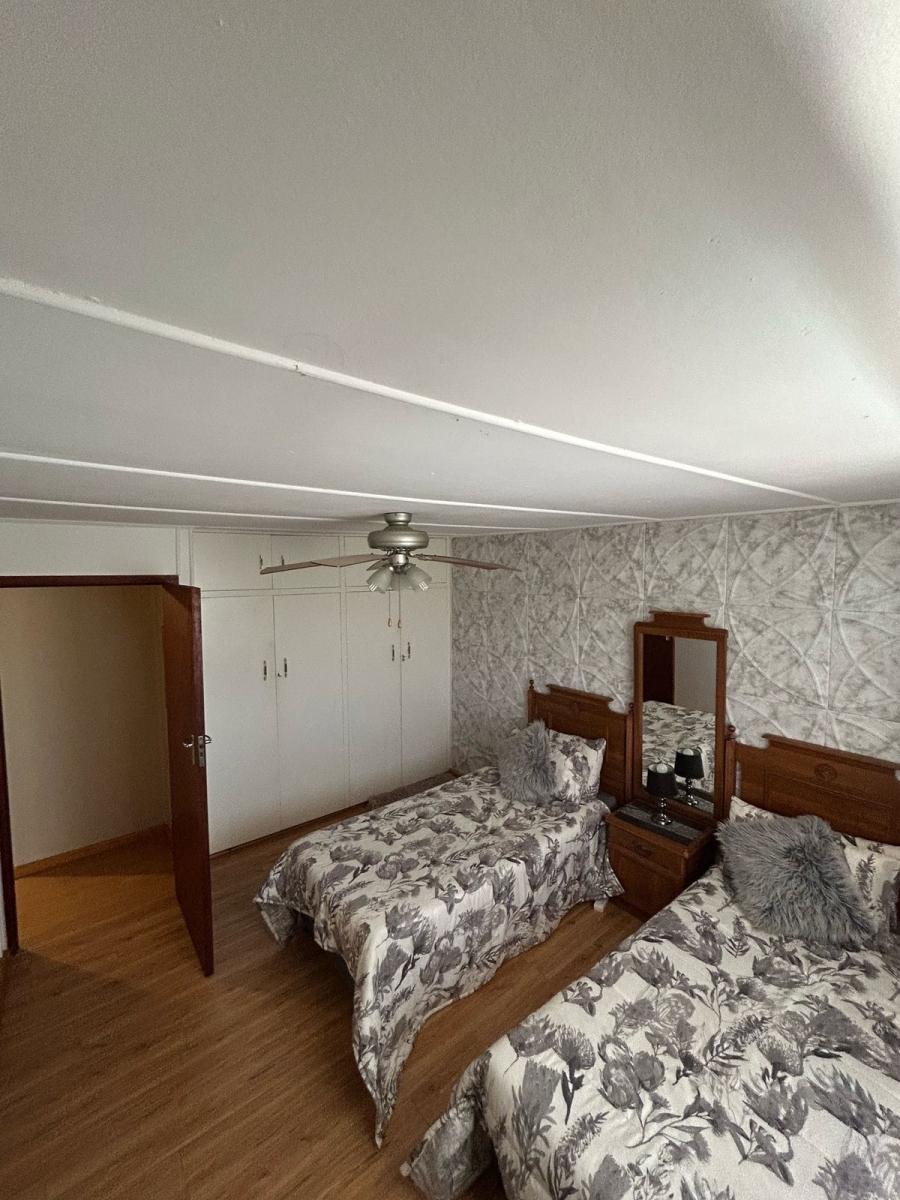 To Let 3 Bedroom Property for Rent in Hartenbos Central Western Cape